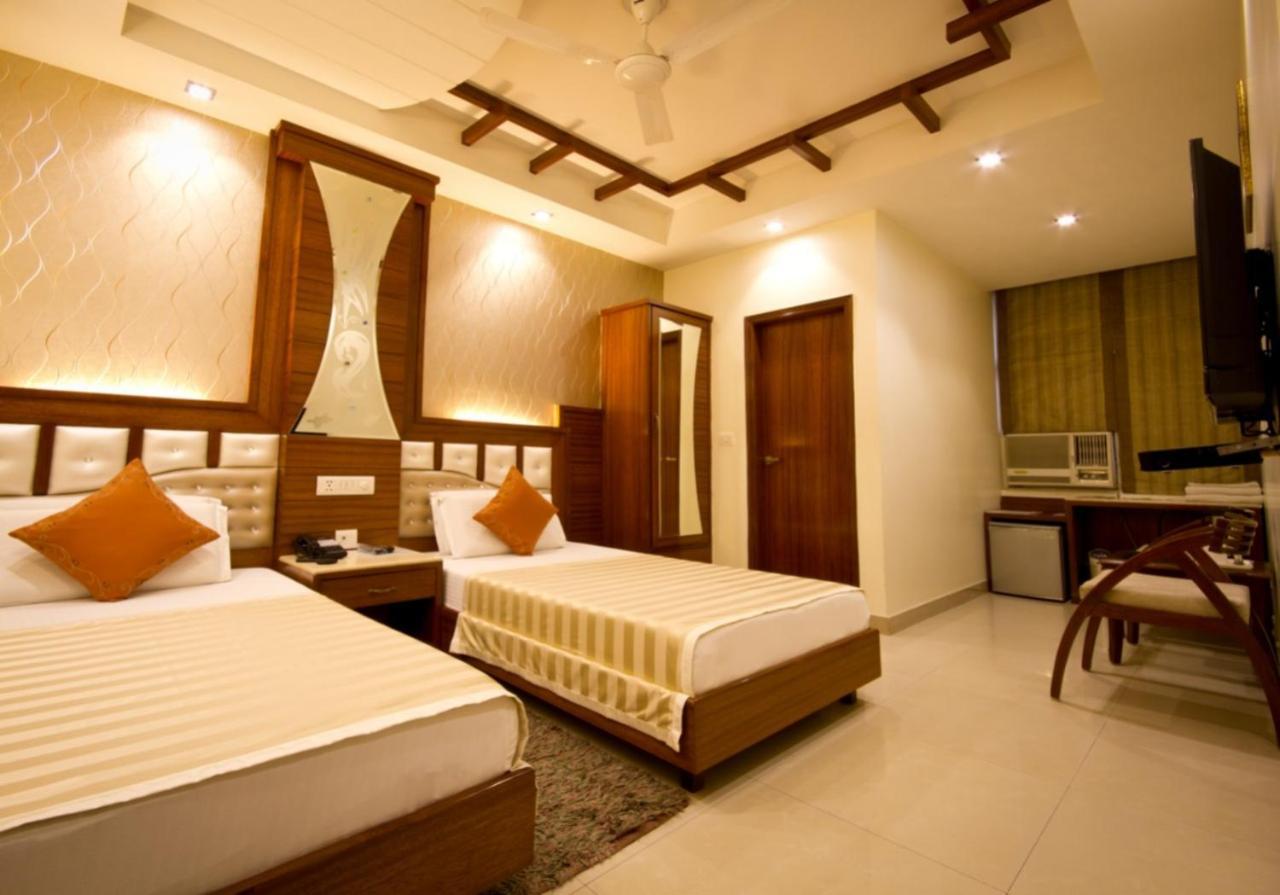 The Aster Karol Bagh Homely Atmosphere New Delhi Eksteriør billede