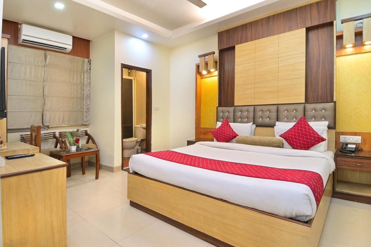 The Aster Karol Bagh Homely Atmosphere New Delhi Eksteriør billede