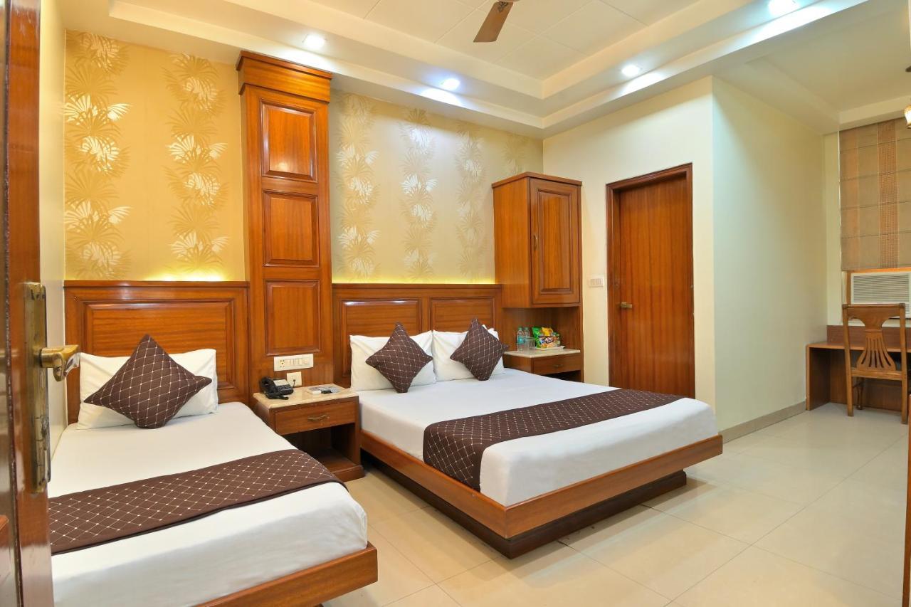 The Aster Karol Bagh Homely Atmosphere New Delhi Eksteriør billede