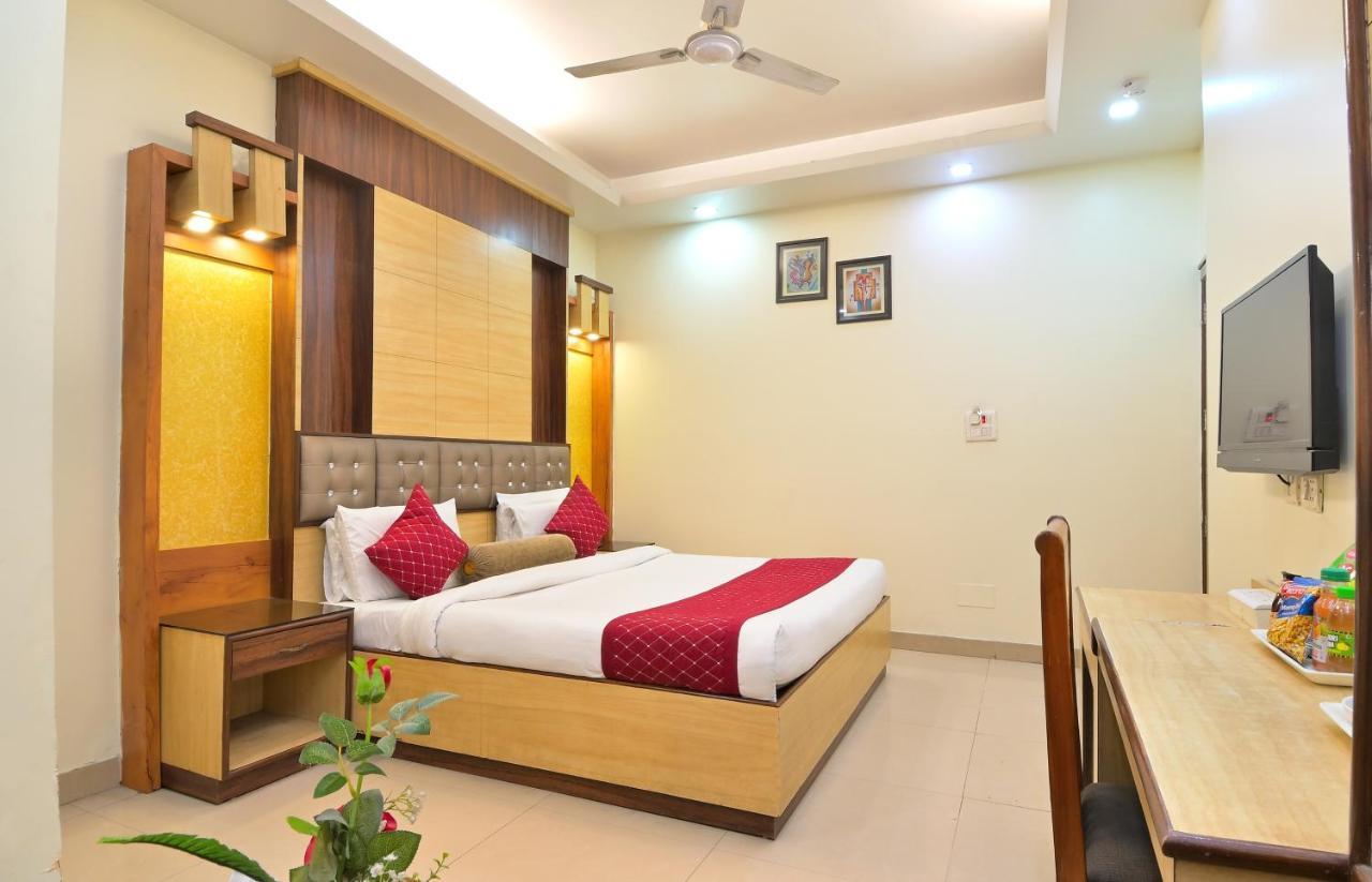 The Aster Karol Bagh Homely Atmosphere New Delhi Eksteriør billede