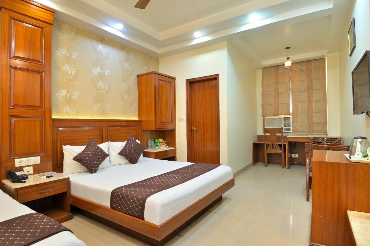 The Aster Karol Bagh Homely Atmosphere New Delhi Eksteriør billede