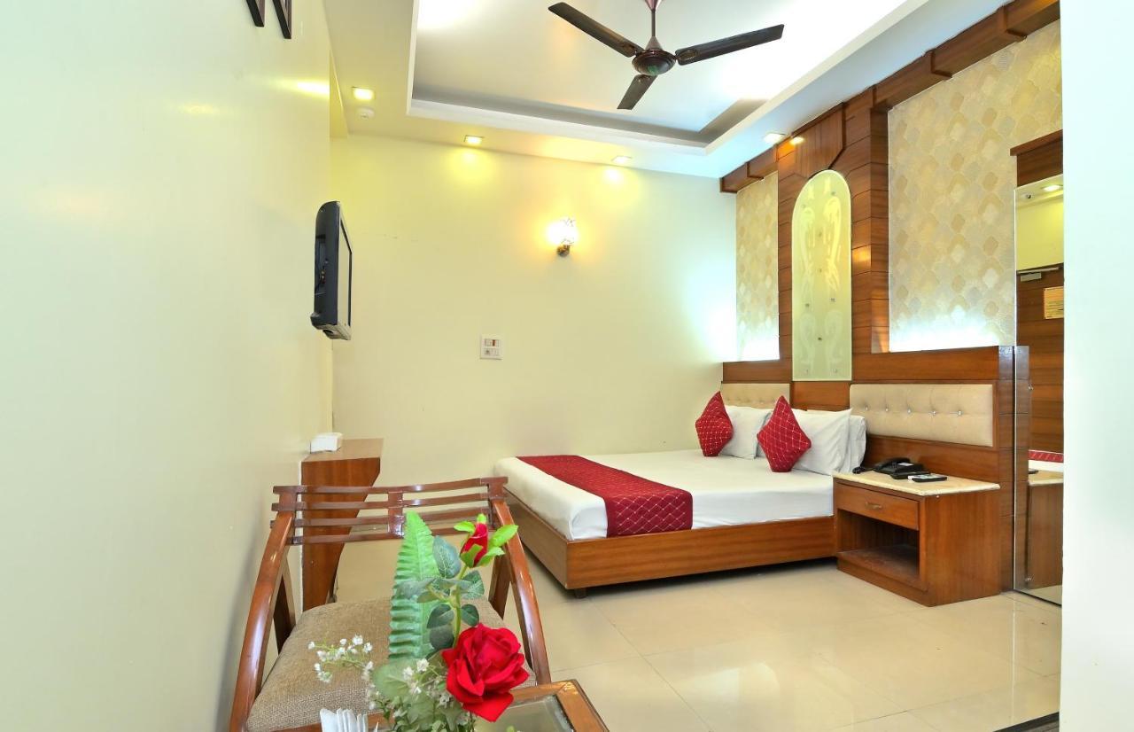 The Aster Karol Bagh Homely Atmosphere New Delhi Eksteriør billede